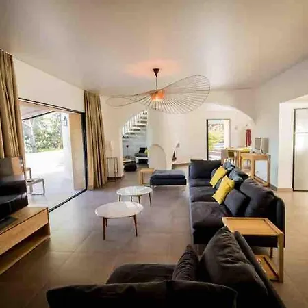 La Prairie Villa *