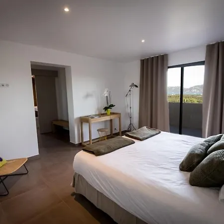 La Prairie Villa *
